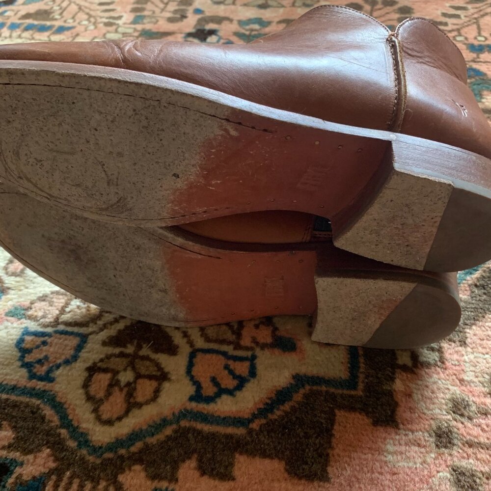 FRYE AND CO. Women's Brown Leather Ankle Booties - Picture 4 of 4